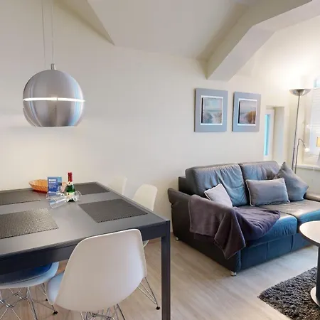 Strandnahe Fewos Mit Balkon, Meernixe, *