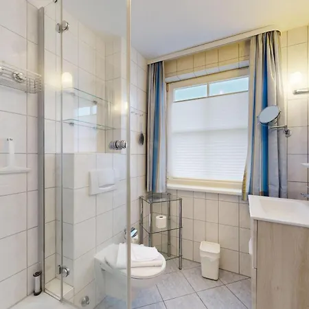 شقة Strandnahe Fewos Mit Balkon, Meernixe, بينز