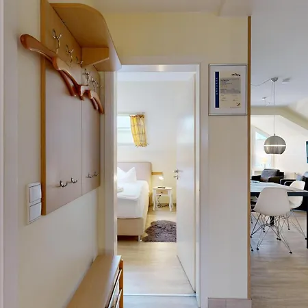 Strandnahe Fewos Mit Balkon, Meernixe, شقة *