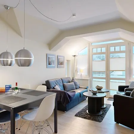 Strandnahe Fewos Mit Balkon, Meernixe, * Binz